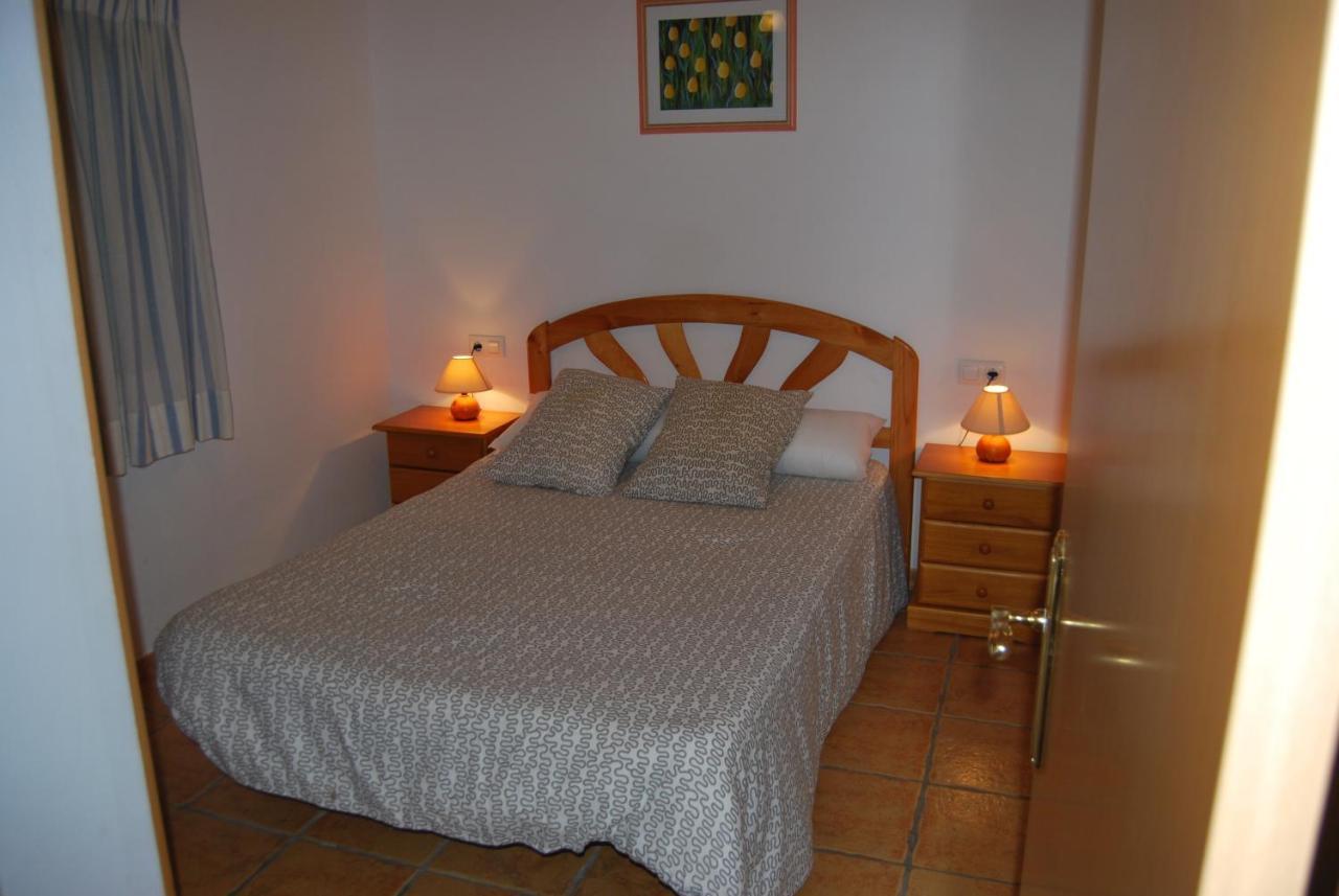 Apartamentos Les Moreres Duesaigues Bagian luar foto