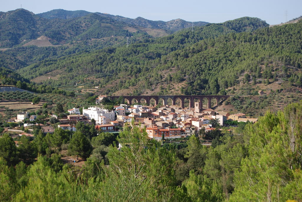 Apartamentos Les Moreres Duesaigues Bagian luar foto